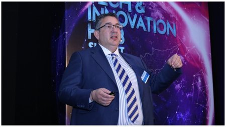 MixCollage-26-Apr-2024-11-07-AM-8908