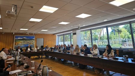 ΕΠΙΤΡΟΠΗ ΜΕΤΑΦΟΡΩΝ