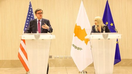 ΑΜΕΡΙΚΑΝΟΣ