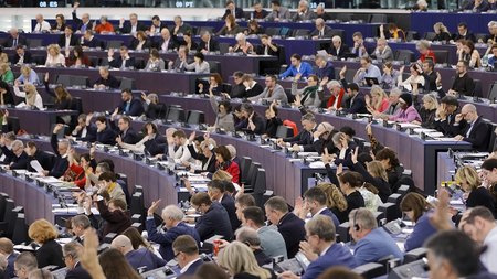 ΕΥΡΩΒΟΥΛΗ ΚΑΙΝΟΥΡΓΙΑ 1