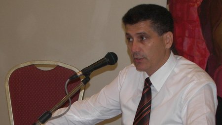 331182_10150449476379011_582169422_o