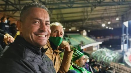 ΤΖΟΝ ΧΡΙΣΤΟΔΟΥΛΟΥ