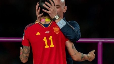 aa7e3a8eb3dfafbc1b405d7f48ed9279