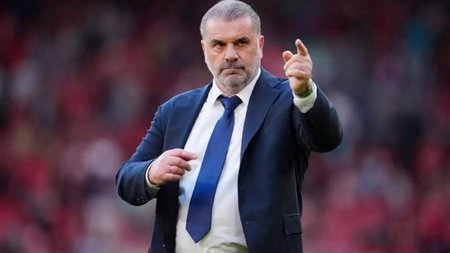 aggelos-postekoglou_015631