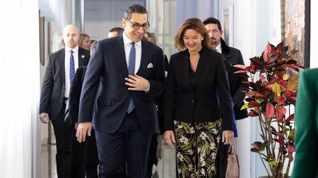 υπουργοι