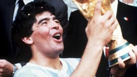 w07-154927DiegoMaradona