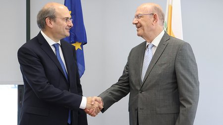 Kostis Hatzidakis and Makis Keravnos