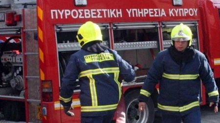 πυροσβεστες_ID_1655360