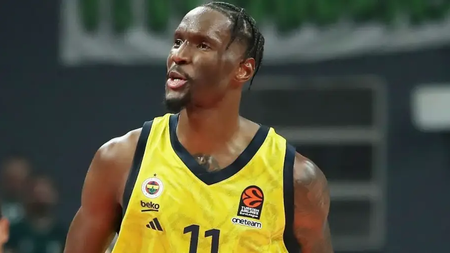 nigel-hayes-davis-1200x800