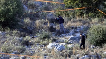 thanatos_vasili_kaloghrou-1