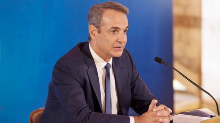 mitsotakis-synenteyksi-2