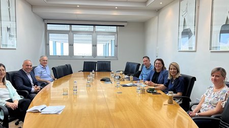 01.ipourgos_paideias