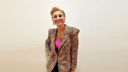 ΡΕΓΓΙΝΑ ΜΑΚΕΔΟΥ 1