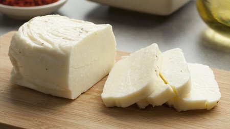 xaloumi12172020kat-tourkomega