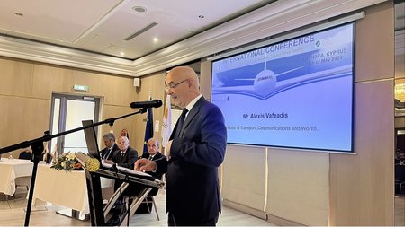 ΒΑΦΕΑΔΗΣ-ΑΕΡΟΠΟΡΙΑ