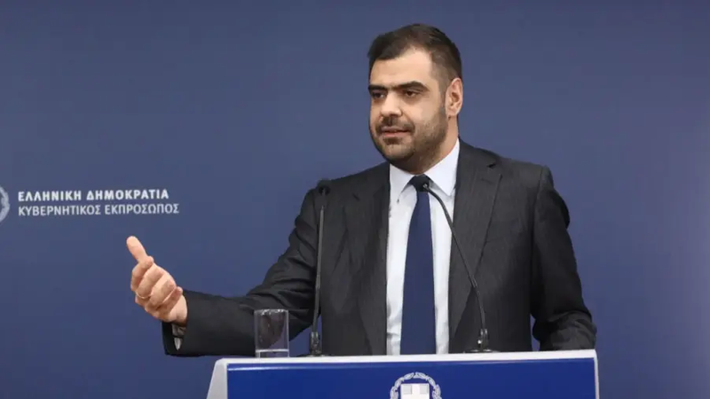 marinakis_maketa