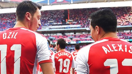 soc_g_ozil11_1296x729