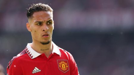 antony-jogador-do-manchester-united-1686066778406_v2_1920x1279