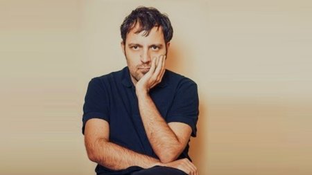 ΑΥΓΟΥΣΤΟΣ ΚΟΡΚΤΩ 1