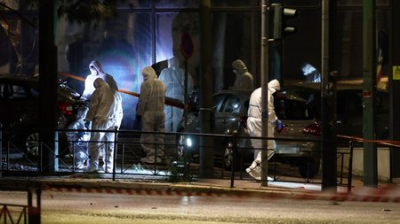 xrwma-hellenic-train-1