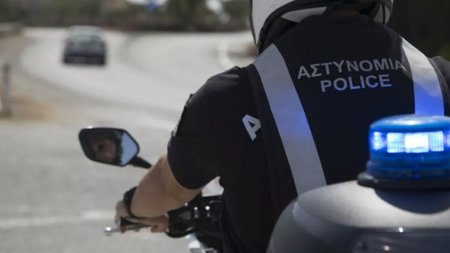 astoinomia-kyprou-neoi-dieuthintes