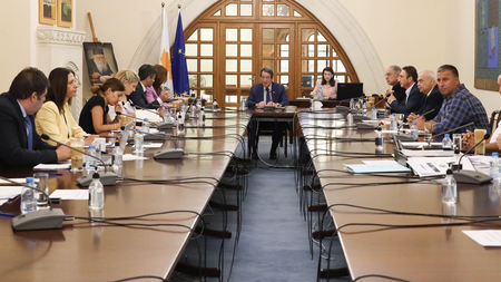 ec0ef6f6-2a36-42ab-a21e-807ed1e91a1a.jpg