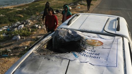 Photo—Leading-WCKattack_040224_Ismael-Abu_Dayyah