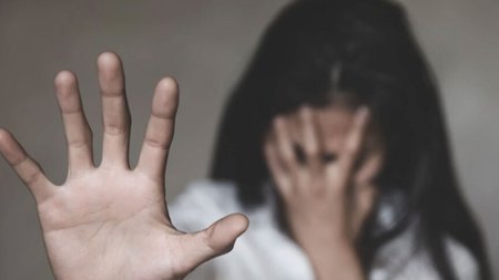 9a6ef3b8-54e4-49b0-b285-4643f043ce25_anli