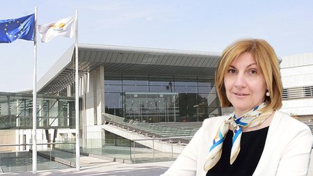 ΛΟΥΚΙΑ ΧΡΙΣΤΟΔΟΥΛΟΥ