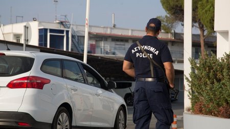 GhAE3hLW8AAMDKL-2048x1366