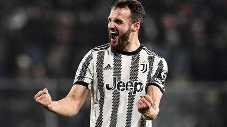 fv4dmchamaeklui_235911