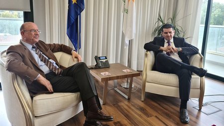 ΚΕΡΑΥΝΟΣ ΔΑΜΙΑΝΟΣ