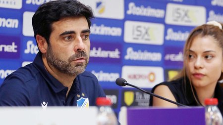 live-i-synentefxi-typou-tou-ntavid-gkagiego-gia-tin-evropaiki-premiera-tou-apoel-1920x1348