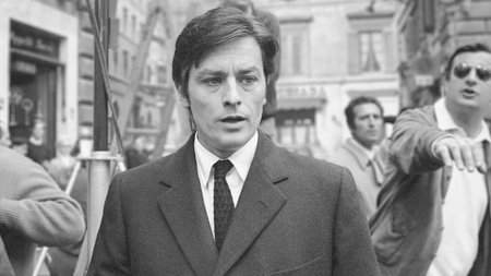 Alain-Delon-mak-new