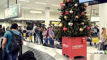 christmas-airport-baggage-claim