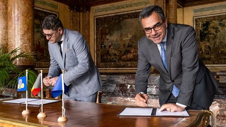 ΓΙΩΡΚΑΤΖΗΣ ΥΠΟΓΡΑΦΗ