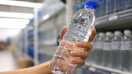 ΕΜΦΙΑΛΩΜΕΝΟ ΝΕΡΟ