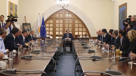 ΛΑΡΝΑΚΑ ΧΡΙΣΤΟΔΟΥΛΙΔΗΣ
