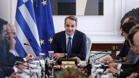mitsotakis-ypoyrgiko.jpg