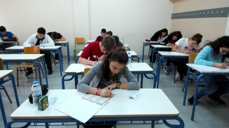 f9ca8995-64e2-4ced-b494-a1ba491e63b1.jpg
