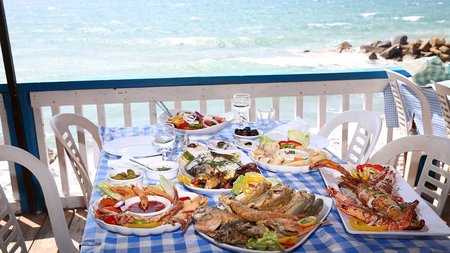 ΤΑΒΕΡΝΑ ΠΑΡΑΛΙΑ