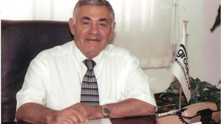 ΑΝΔΡΕΑΣ ΑΡΓΥΡΟΥ