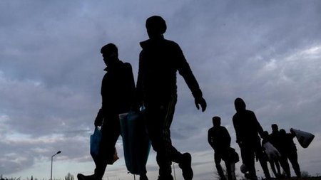 μεταναστες