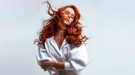 ΕΒΕΛΥΝ ΚΑΖΑΤΖΟΓΛΟΥ 1