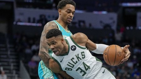 giannis-bucks-hornets