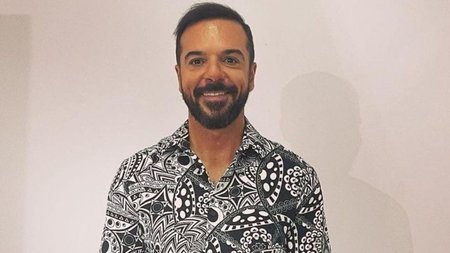 triantafyllos-diskografiki-survivor-live