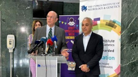 Collage Maker-02-Oct-2023-03-01-PM-8071