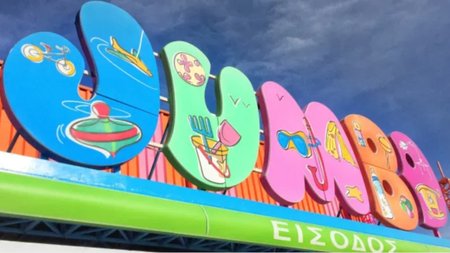 MixCollage-13-May-2024-09-40-AM-6244