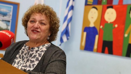 despo_mihailidoy_epitropos