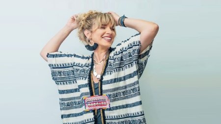 ΣΥΛΒΙΑ ΔΕΛΗΚΟΥΡΑ 1